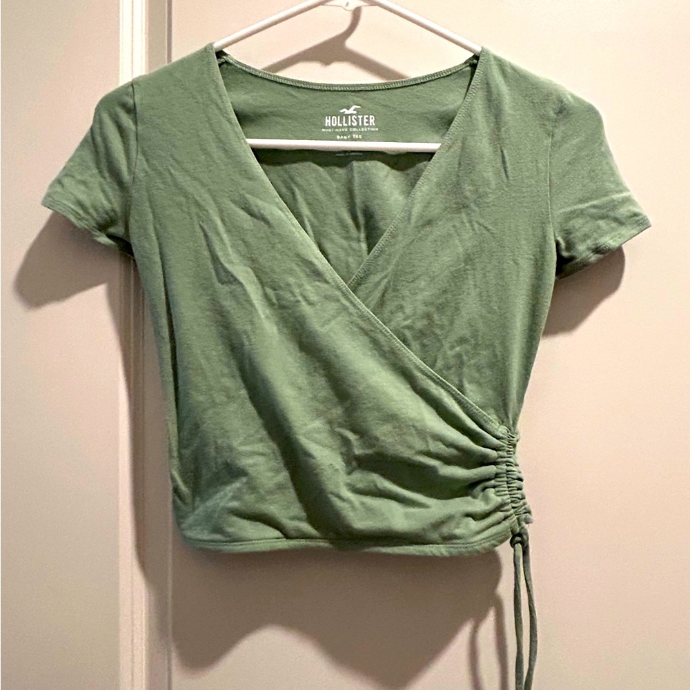 Hollister Green Wrap Cropped Ruched Short Sleeve Tee